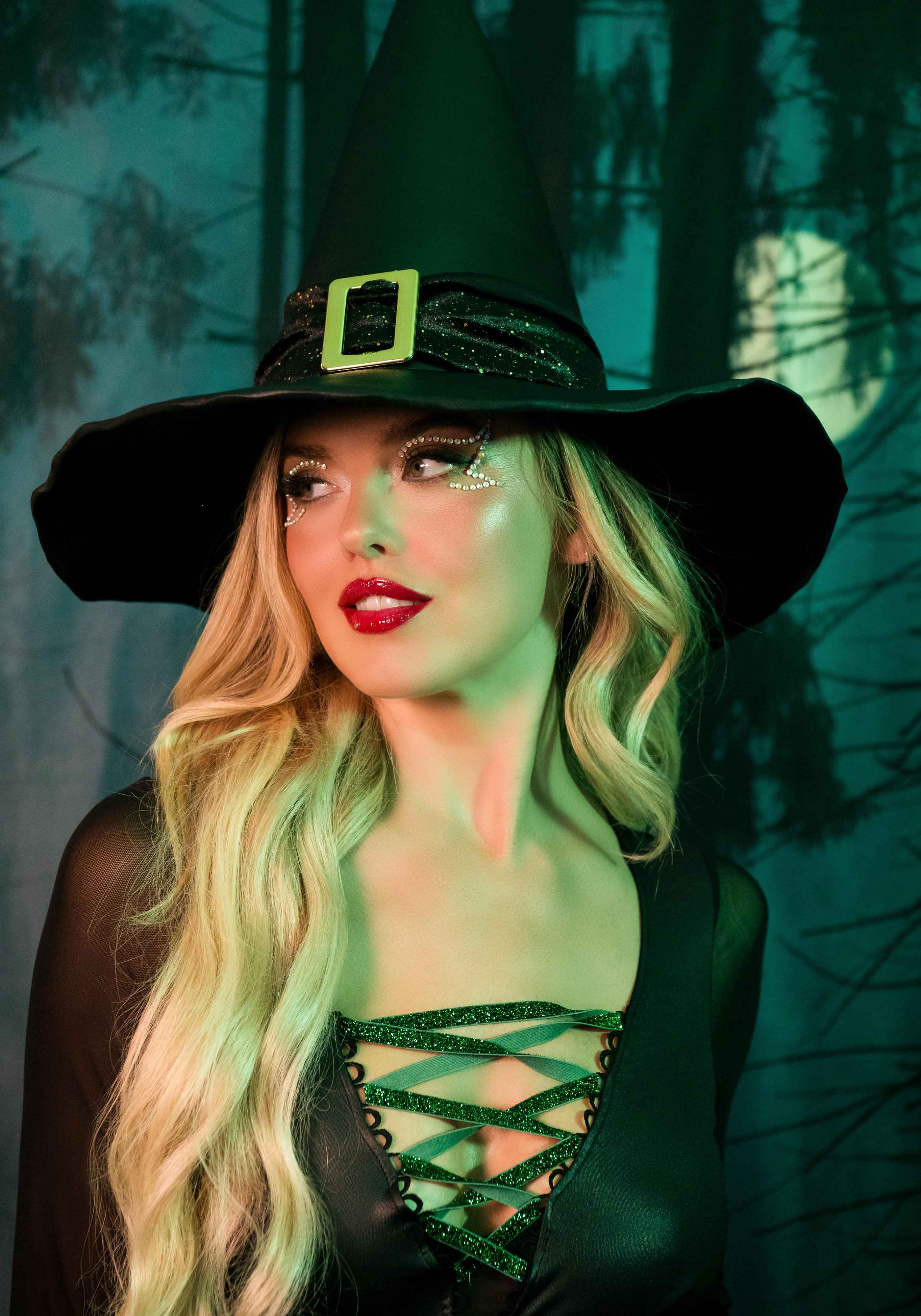 Ayla Adhesive Glow In The Dark Face Jewel - Image 3